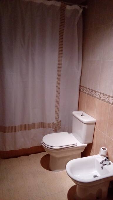 Baño grande.
