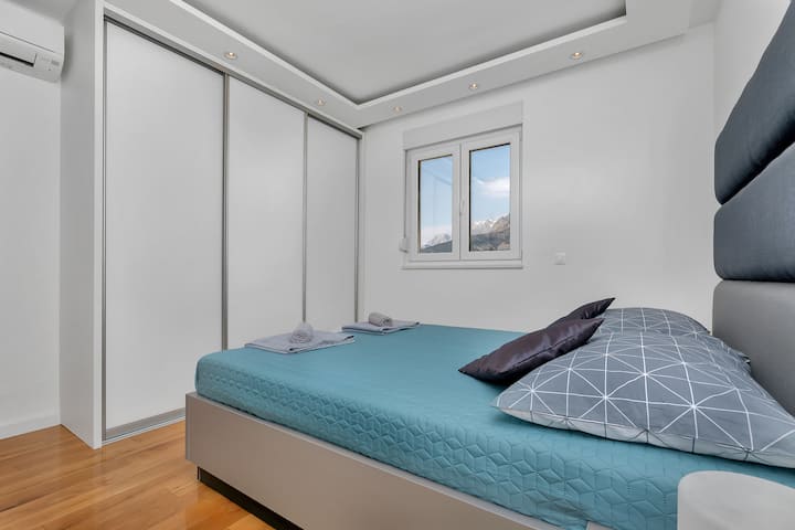 Penthouse BellaVista Makarska - Sovrum 1