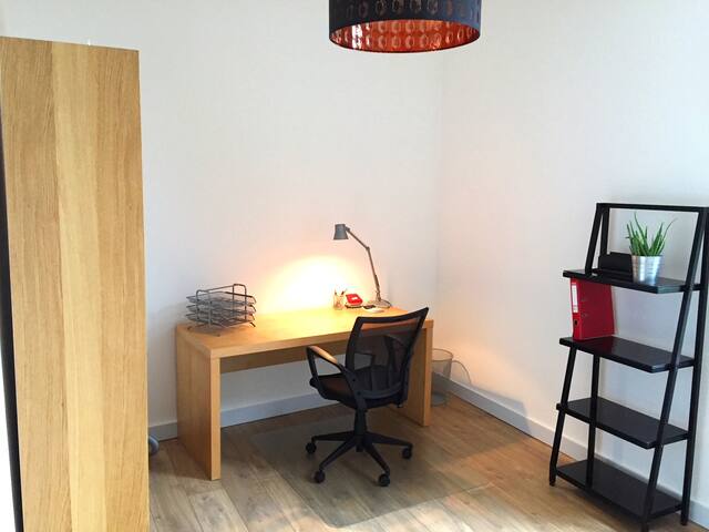 Luminous Duplex – Rue Saint Bernard gallery image 5