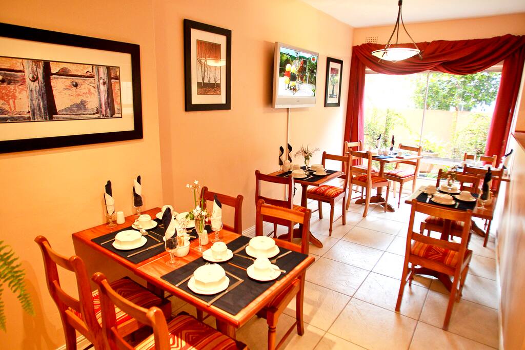 Breakfast room