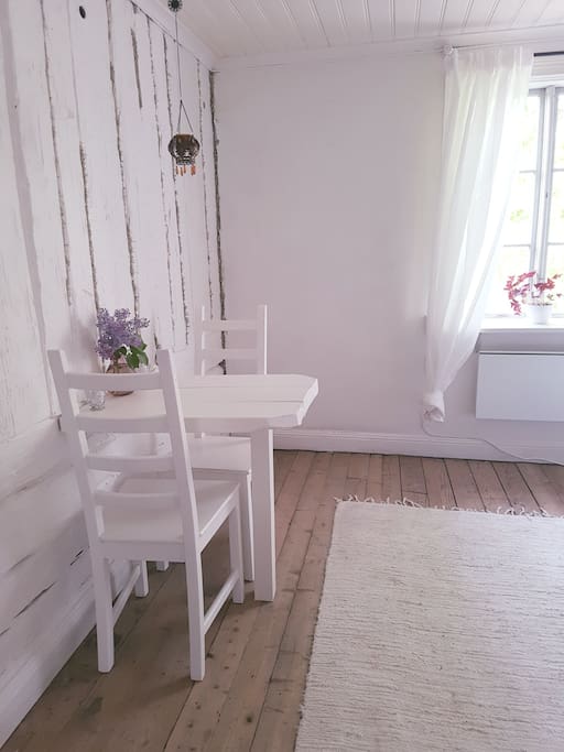 A simple table for work/play/eating.