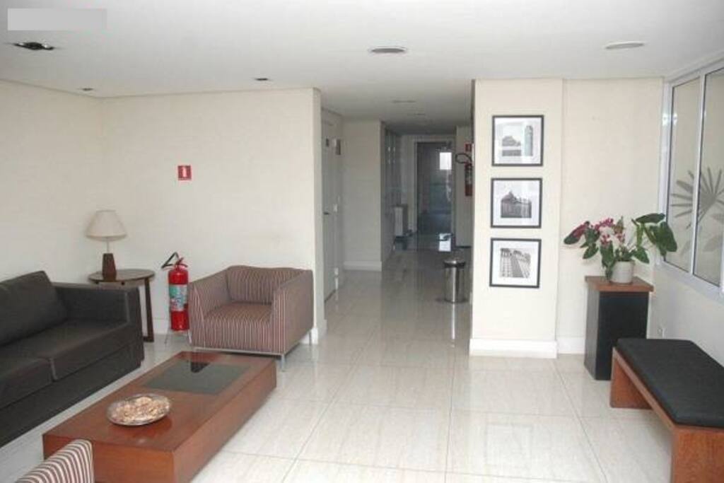 hall ou recepção do prédio