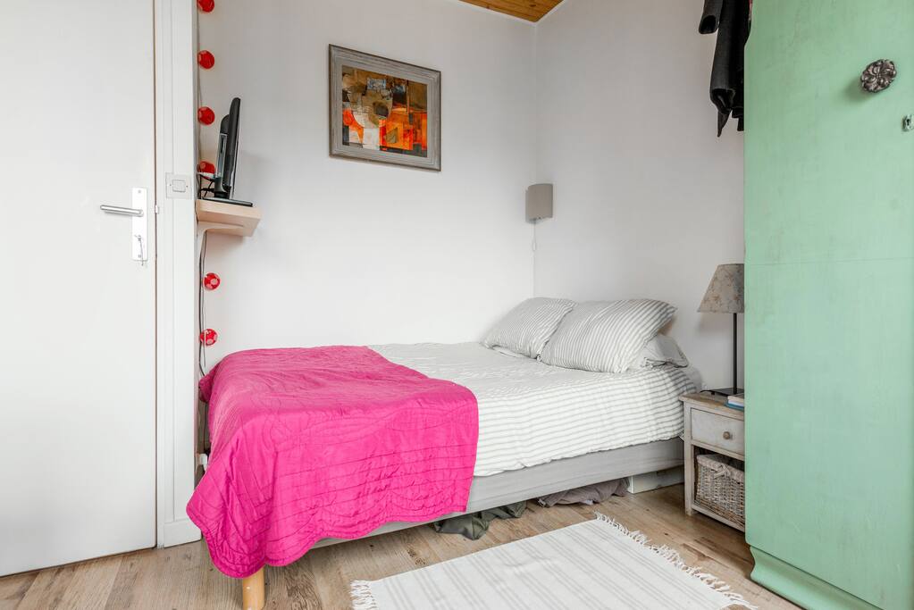 Chambre au calme côté cour