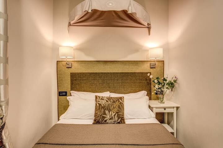 Matrimoniale Economy nel centro di Roma gallery image 5