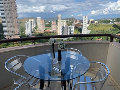 Modern, great location!
