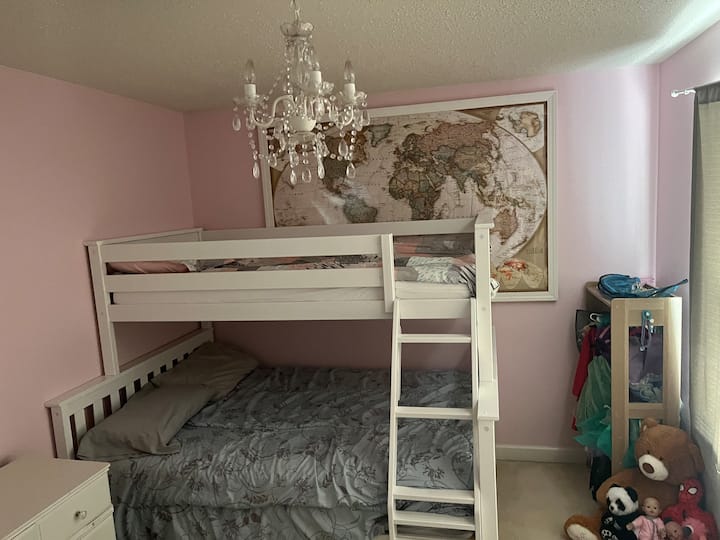 3. spavaća soba - bračni krevet na kat