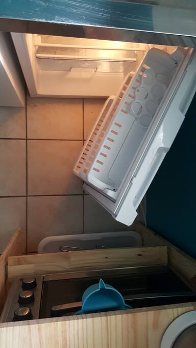 Oven & fridge