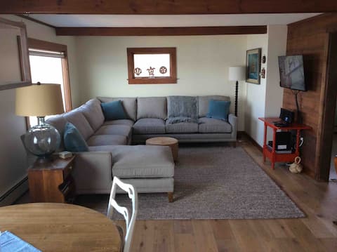 Popular Airbnb listing: Bahfred's Ocean Front Home! in Rockland