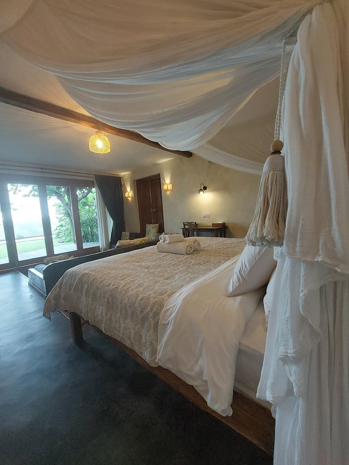 Master suite
