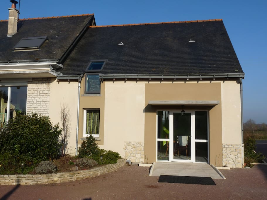 vue extérieure des Bacchusiennes