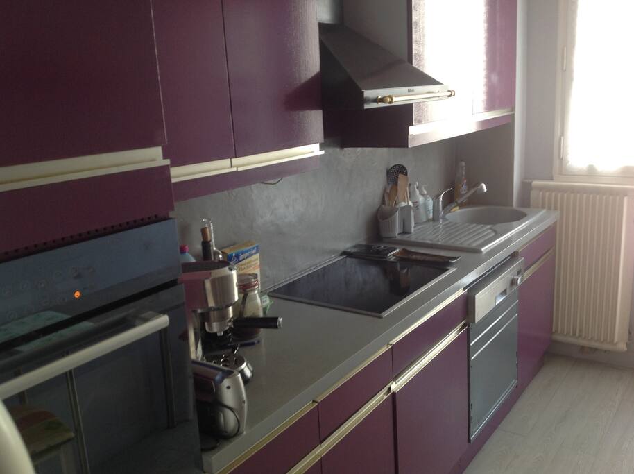 Kit he kitchen fully equipped