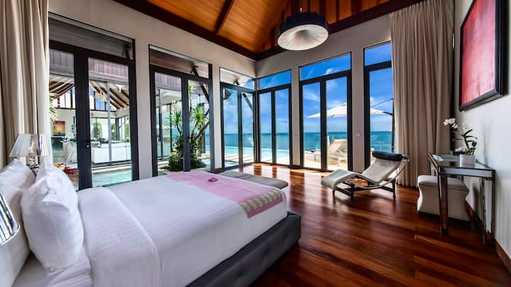 Villa Paradiso Naithon Beach ภูเก็ต - ห้องนอนใหญ่
