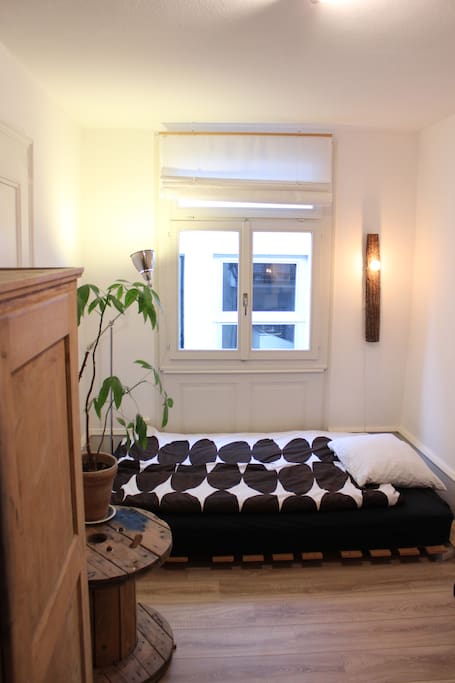 Room 2: 12m2, includes desk