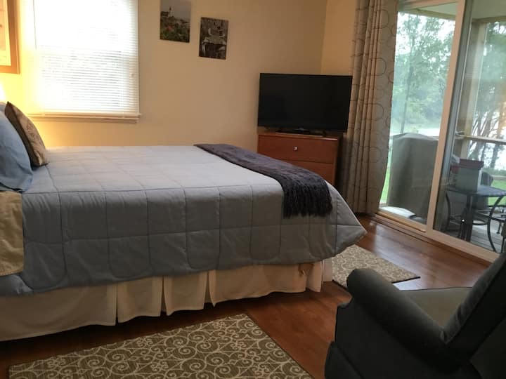 Bračni krevet (širok 150 - 179 cm) 