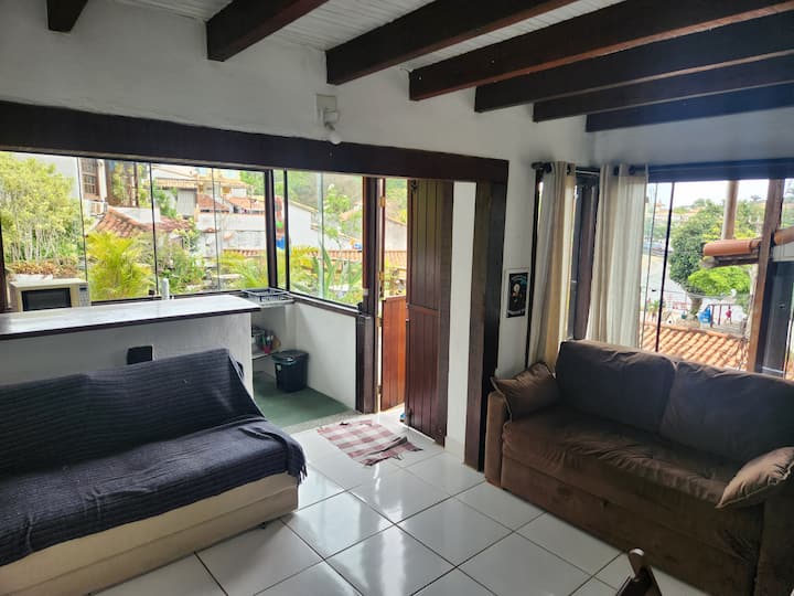 Sebule iliyo na kitanda cha sofa