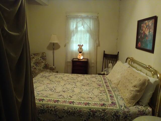 Park edge lodging National Park