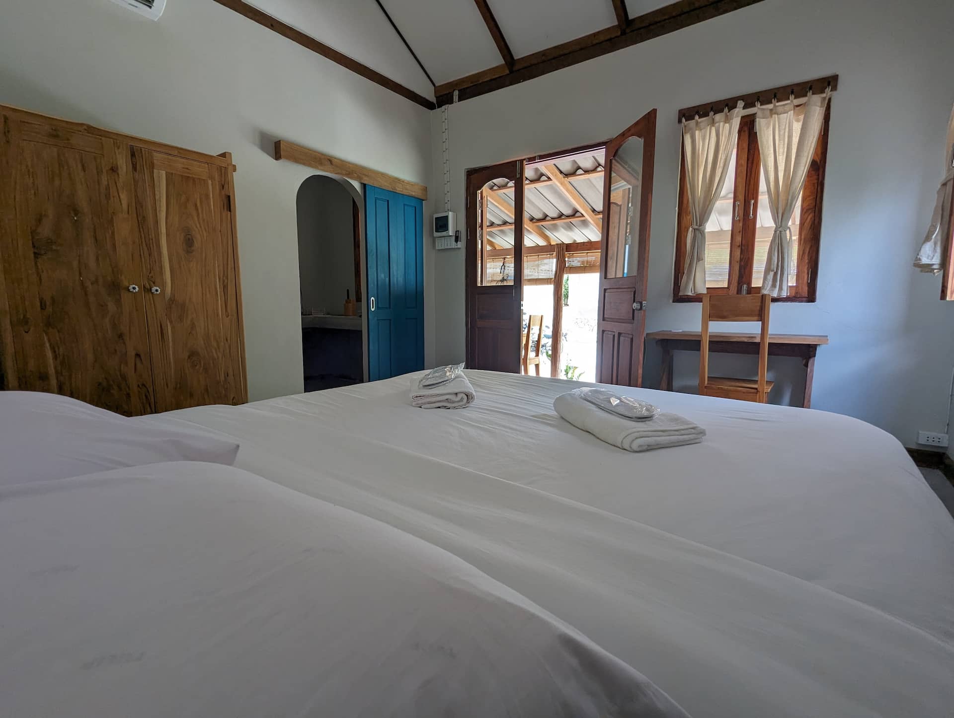 Yuni Guesthouse - Modern house nearby downtown
