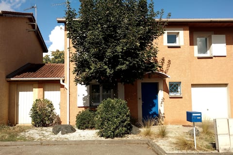 Meyzieu: Cozy house on the outskirts of Lyon