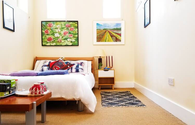 Luxury Queen Bedroom in Beautiful Victorian Castle