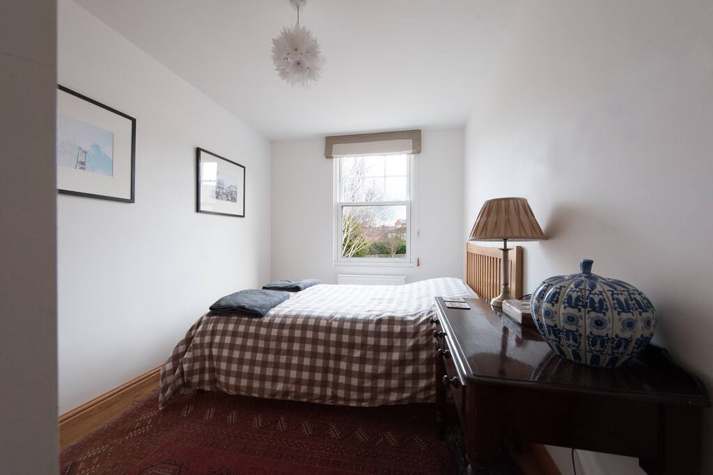 A nice light room