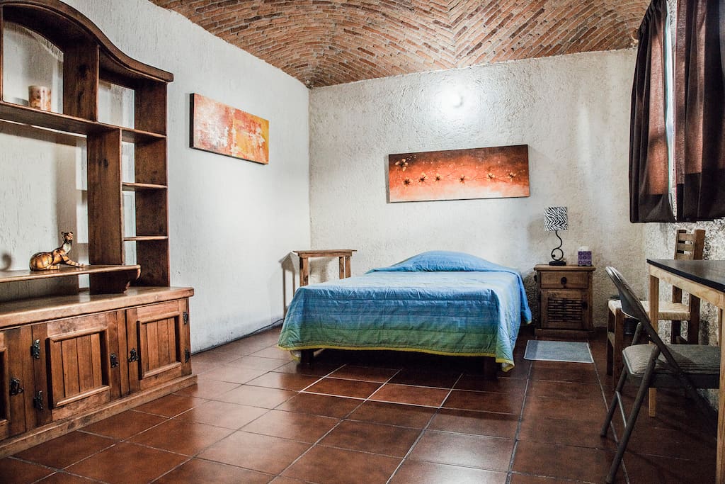 Habitación "Girasol", la Suite de "Casa Santiago".