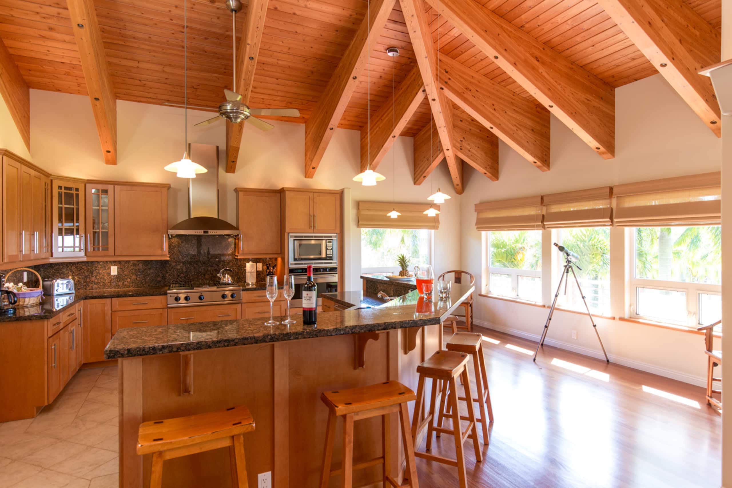 Home in Haiku-Pauwela · ★4.93 · 3 bedrooms · 4 beds · 3 baths - Photo 10