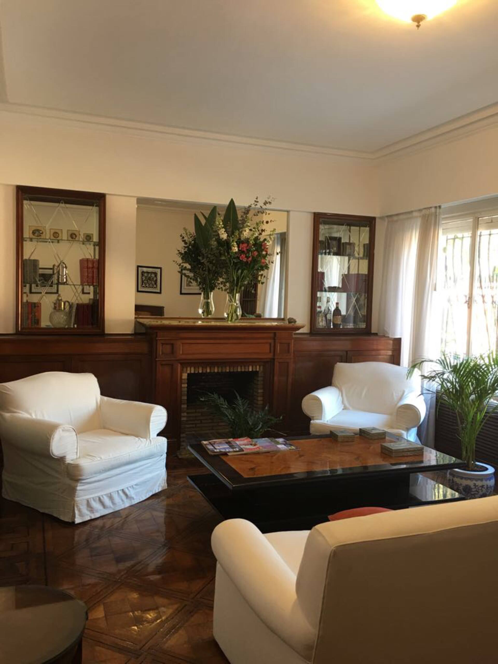 I discovered this charming villa with a pool