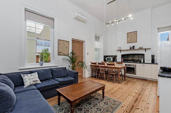 Historic 3 Br Apt Short Stroll To Cafes & Beaches - Portland