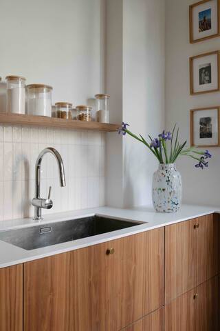 Spacious & charming flat in Chatelain disctrict gallery image 5