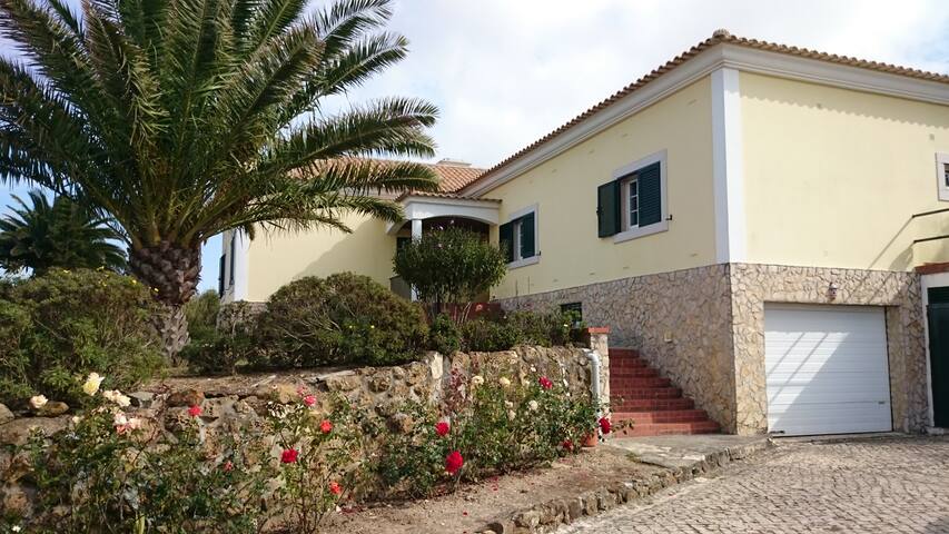 Villa Baleia at São Julião Beach, Ericeira gallery image 4