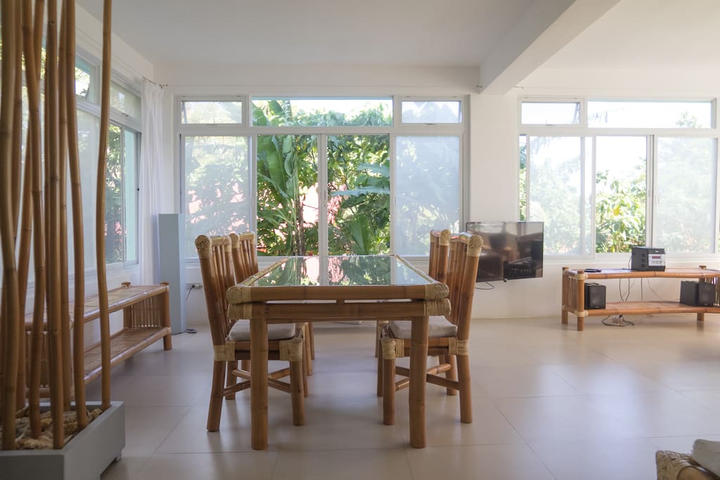 Dining or working area