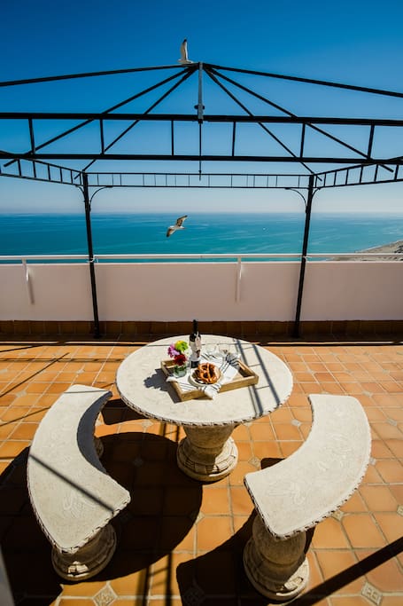 Magníficas vistas 360º al mar y las playas de Torremolinos.
