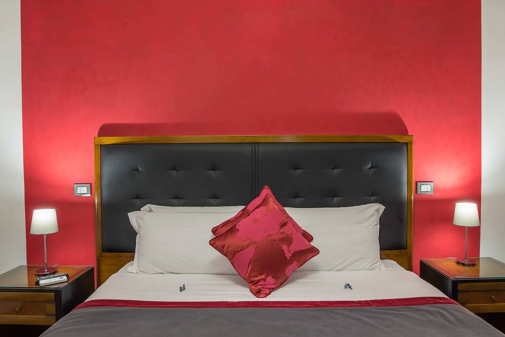 Details Bed