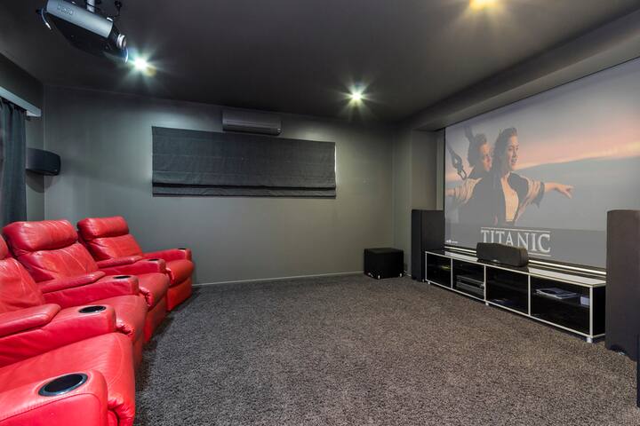 Beach Music gallery image 2