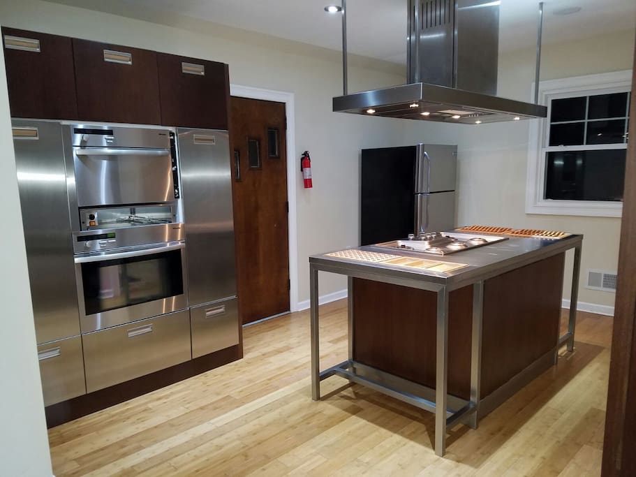 Double wall ovens