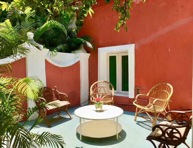 Heritage building -Le jardin Suffren- 1 bhk Apt