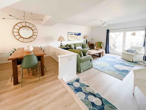 Successful Airbnb property: Spacious Redone Villa across beach near sanctuary in Kiawah Island