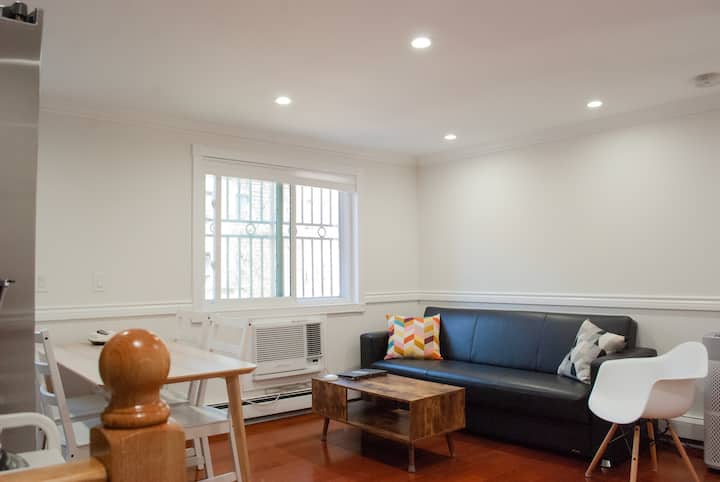 Large 2br Entire Floor Bushwick Home - Brooklyn, NY