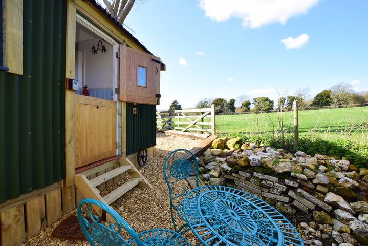 Isle of Wight Retreats - Meadow View