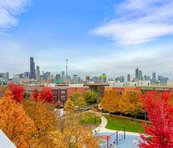 Skyline x Treetop roof deck, attached garage gallery image 2