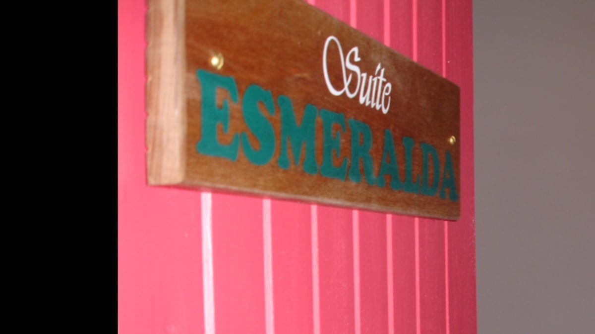 Влез во Емералд апартман 