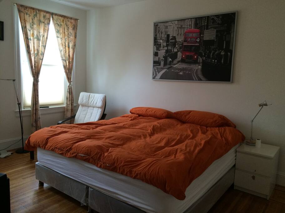 Sunny, large cozy room