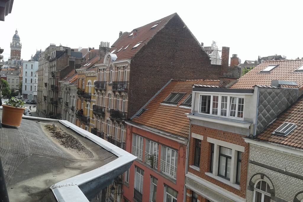 Chouete quartier, transports et comerces à proximité ;)