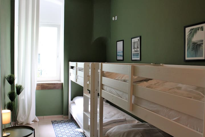 3 Apartments | 18 People | 1 floor | Kreuzberg gallery image 3