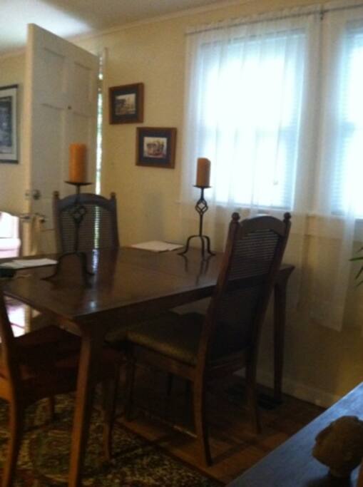 Small dining area off the kitchen