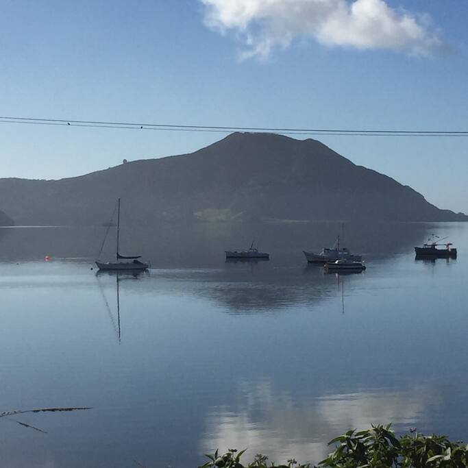 Mt. Camel and Houhora Harbour--walking distance from Feijoa Cottage