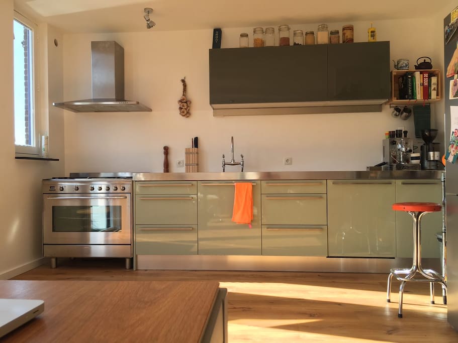Do you love cooking? Please enjoy our kitchen..