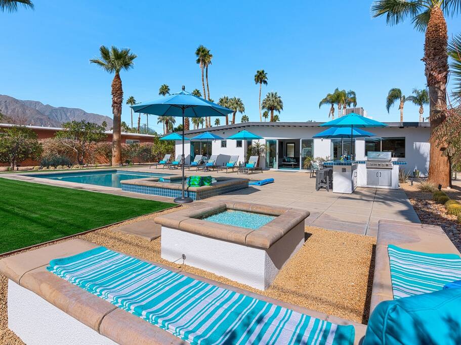 Iconic Palm Springs Poolside