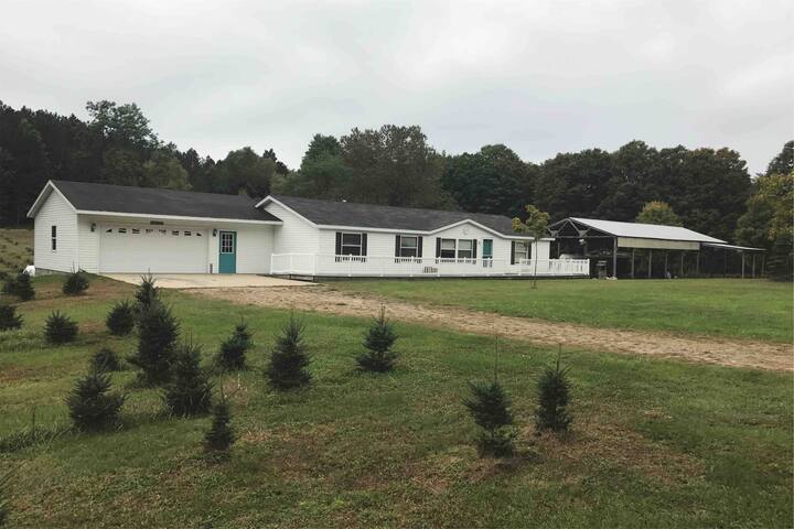 Listing in Leelanau Peninsula