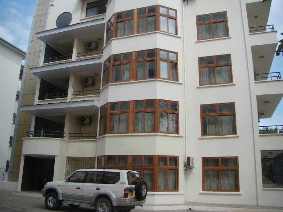Baobab Apartments & Inn